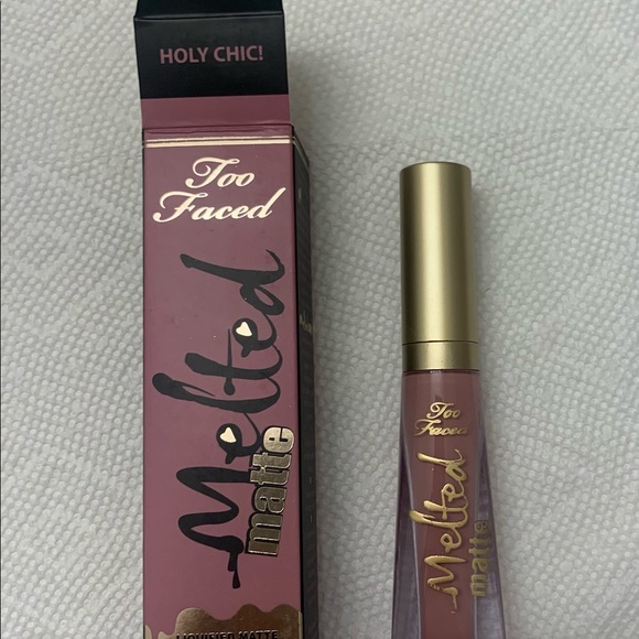 Too faced liquid matte 5 lipstick combo - Picture 5 of 10